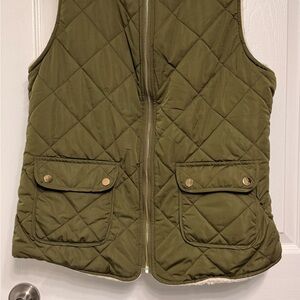 Women’s Quilted Olive Green Vest